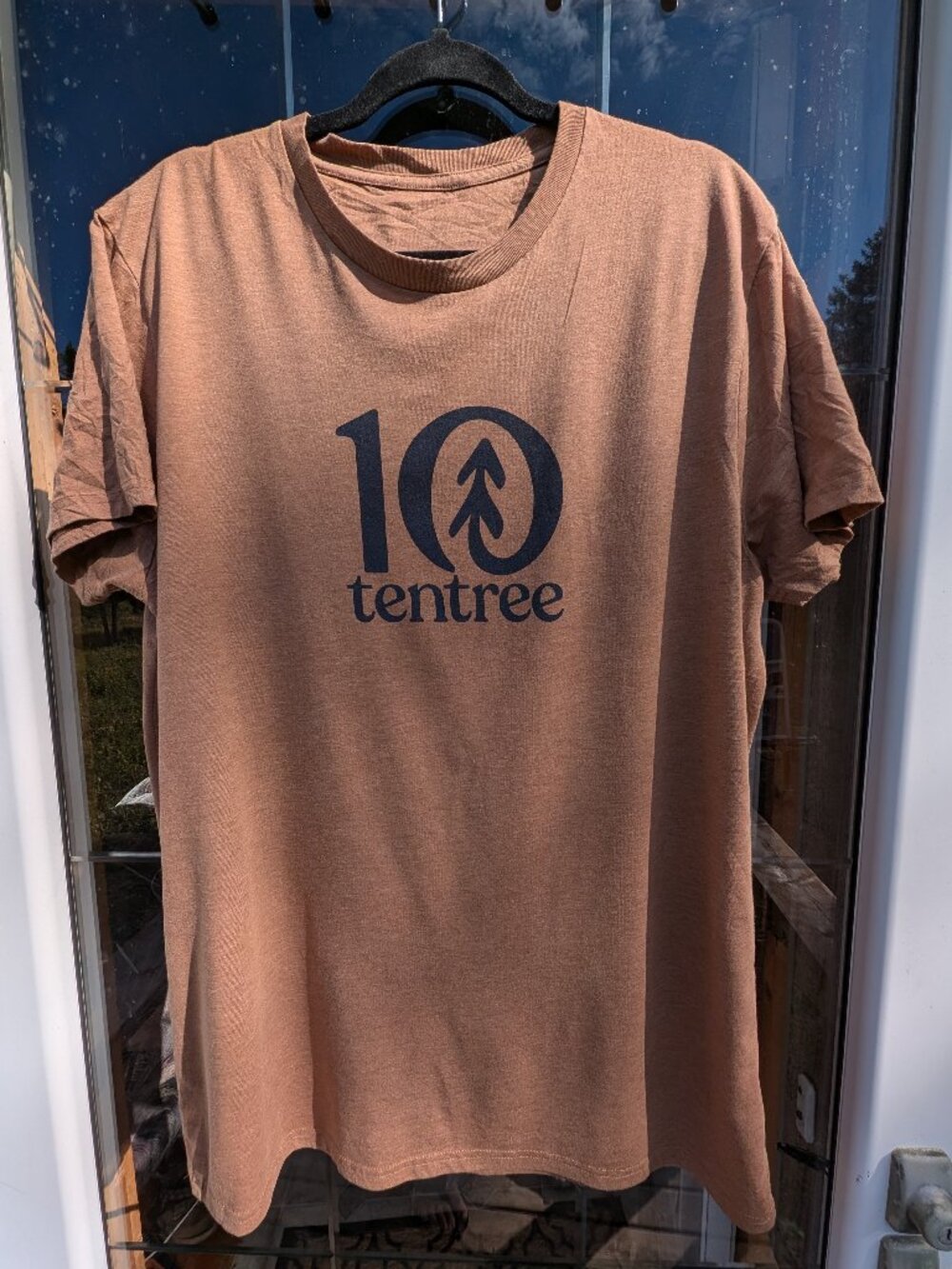 10 tree light brown tee